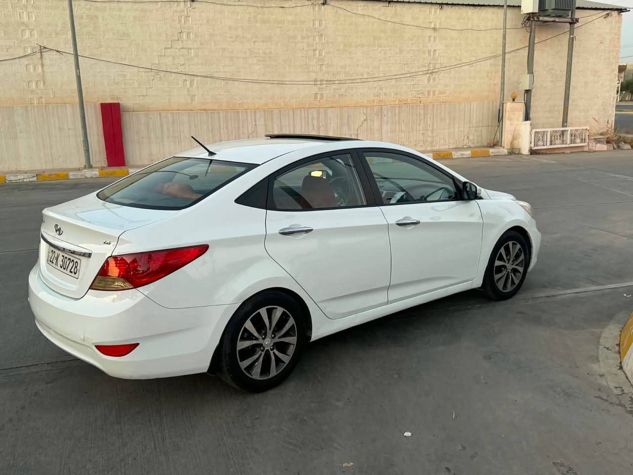 هونداي اكسنت 2015 خليجي فول فول مواصفات

بيها جاملغ سايق صبغ بدون دواخل مكانين تعديل بارد 

گير و محرك ابشرط مامفتوح  + بيها كوبون بنزين

رقم و سنويه جديد تحويل ثاني يوم

مكاني كركوك سعرها 97 وبيها مجال خابر و تدلل

رقم موبايل *********** كركوك, العراق
