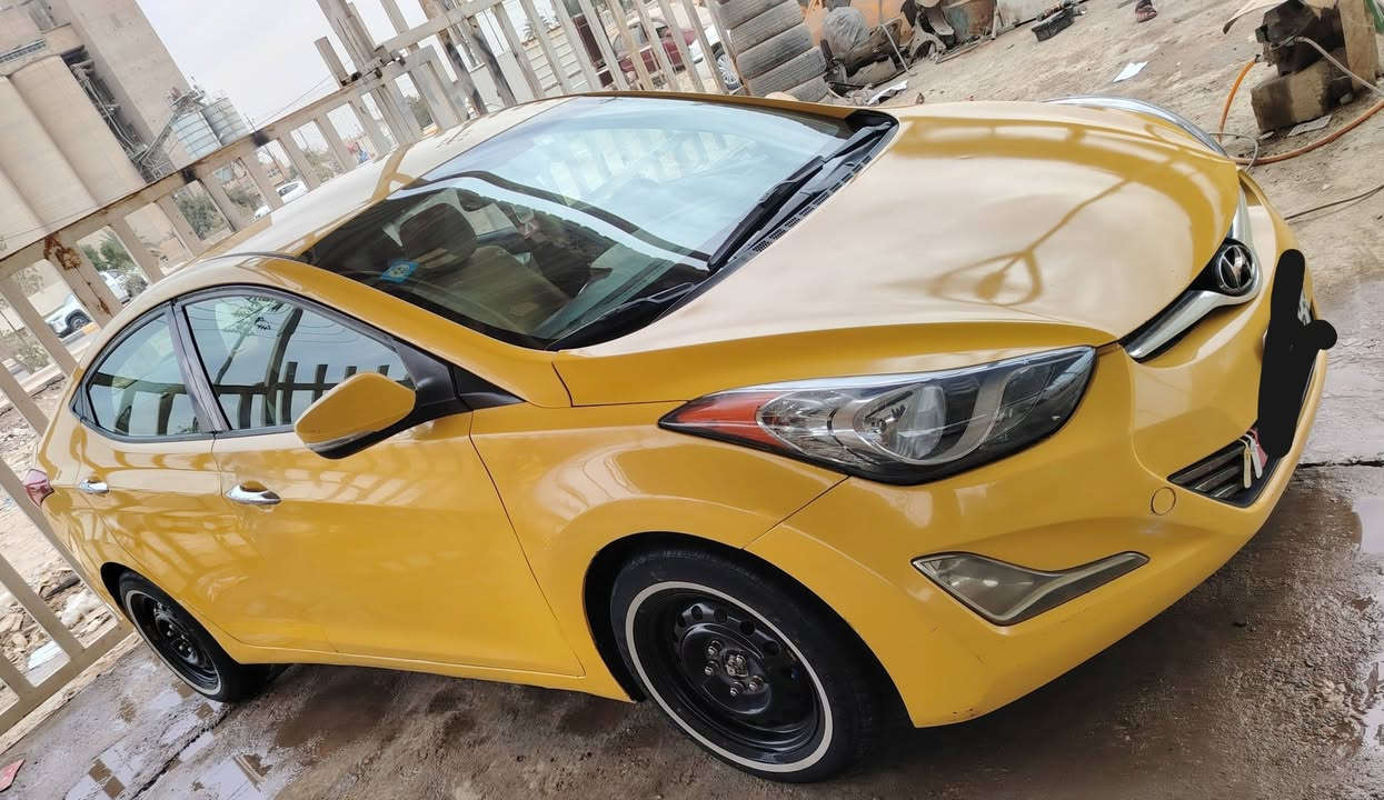 السلام عليكم النترا أمريكي موديل 2013 رقم بغداد انكليزي بسمي موجوده بالديوانية جاهزه من كلشي مكينه وكير وحداديه وتبريد خير من الله السعر 94 وبيه مجال قليل متواجد عل فيس اتصال برقم ***********
