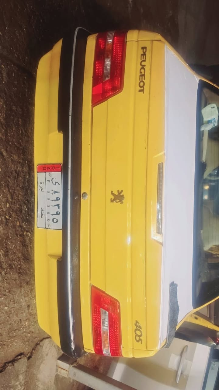 سلام عليكم بيجو 405سياره حلوه وجهزه رقم بغداد بيع او مراوس هذا رقم صاحب سياره مكان سياره بغداد شهده بياع  ***********
