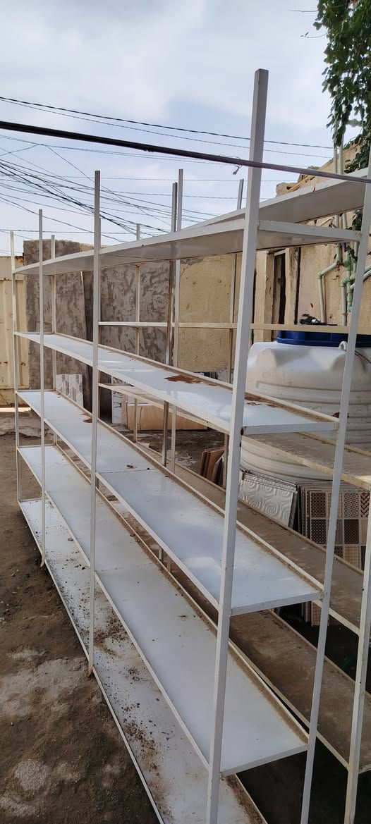 رفوف عدد 2 حديد بليت درجة اولى
القياسات طول 3 متر. ارتفاع 180 سنتيم. عدد السراوات 5 

السعر ثنيناتهن ب 150 الف 
***********
