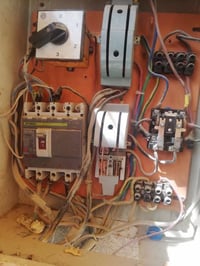 شغل نظيف يفرق من أول نظرة ⚡ إعادة ترتيب لوحة كهرباء بطريقة فنية وآمنة ...