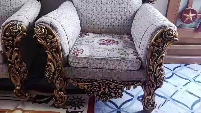 تخم 18 مقعد ملكي زان تزكام  نضيف جدن اي ضرر مابي
السعر 475 لعنوان كربلاء احي امن الداخلي يوجد توصيل  ***********
