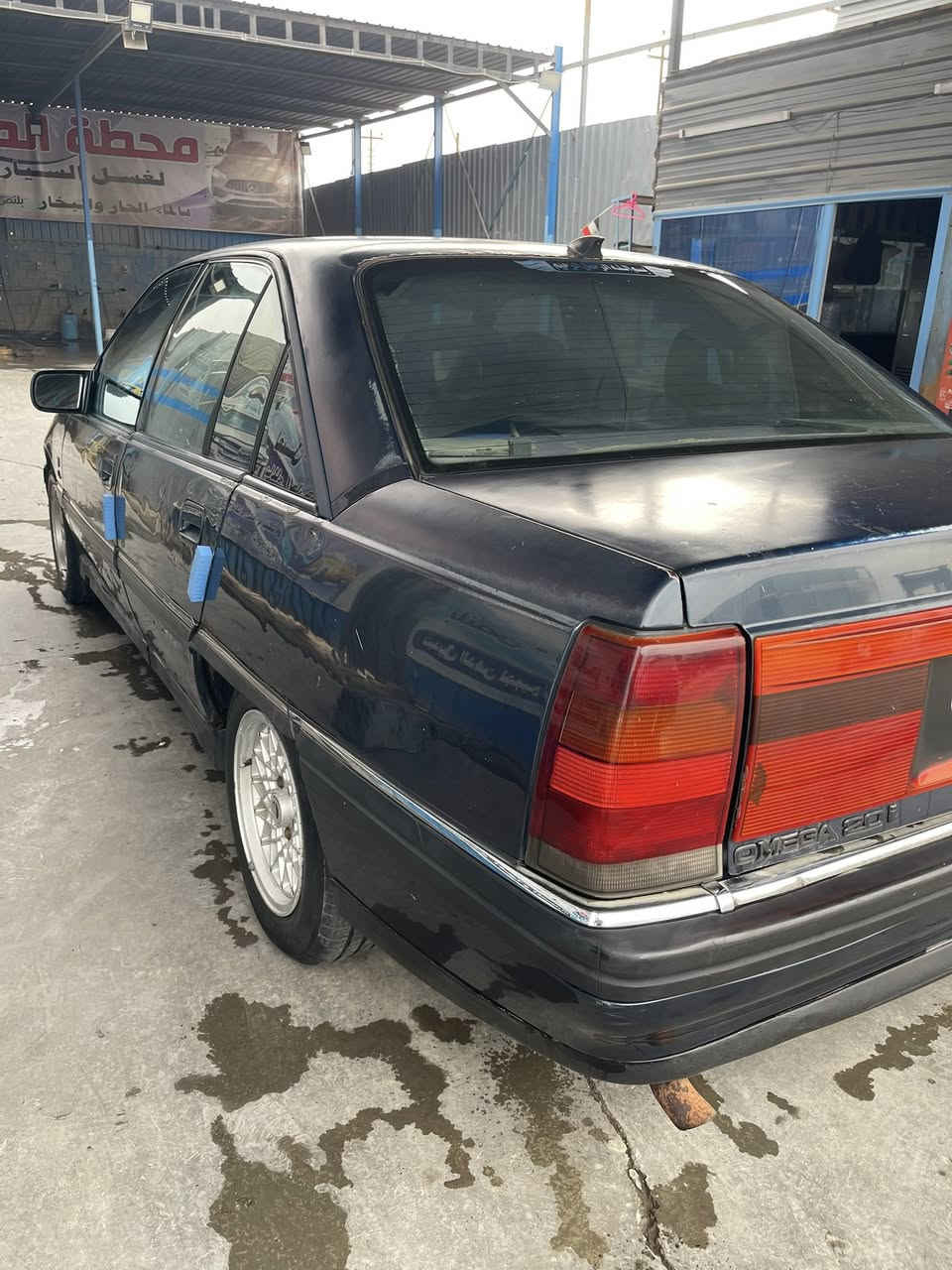 سلام عليكم اوبل اوميكه موديل 1991 
سنويه صاقطه من 2024
راعيه موجود يريد تحويل 
سياره بلاديه كهربايات كلهه شغاله 
كير مكينه كفاله  دواخلهه حلوه 
سعر  28 العنوان دوره البوعيثه 
رقمي ***********
