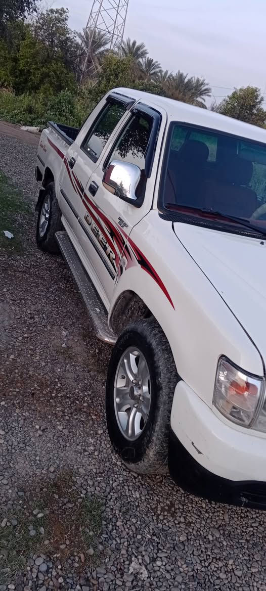 سوبر دير ٢٠١٢ ماشية ٩٥ الف رقم صلاح الدين الماني تحويل ثاني يوم العنوان سامراء السيارة شرط التحويل وظمان كير ومحرك واكسل وشاصي والخياس تدفئة وتبريد والكهربائية. شرط ابلادية بيها صبغ جاملغ ايمن امامي والبنيد  السعر ع الخاص  او اتصال  *********** متوفر واتساب
