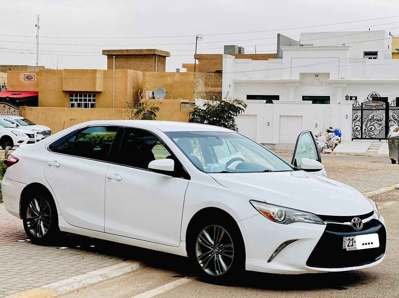 للبيع كامري 2017   SE رقم سليمانية دولي (21)
وارد امريكي  السيارة حيل جديدة على وضع الشركة
ماشية 120 قابل للزيادة
السيارة بجم كبس 
محرك شرط بلادي لا مفتوح ولا تنقيص ولا تبخير
كير _ محرك _ صدر _ تايرات _ كهربائيات _ تبريد ثلج
سيارة جاهزة 
الضرر قبق الصندوق وشوية بالجاملغ الخلفي بدون قطرة داخل
والبنبد كلير امريكا 
بدون دواخل _ بدون بارد _ 
وضرر امريكا مرفق بالمنشور 
السعر 150 وبيها مجال بسيط
مكاني تكريت شارع الاربعين
***********
