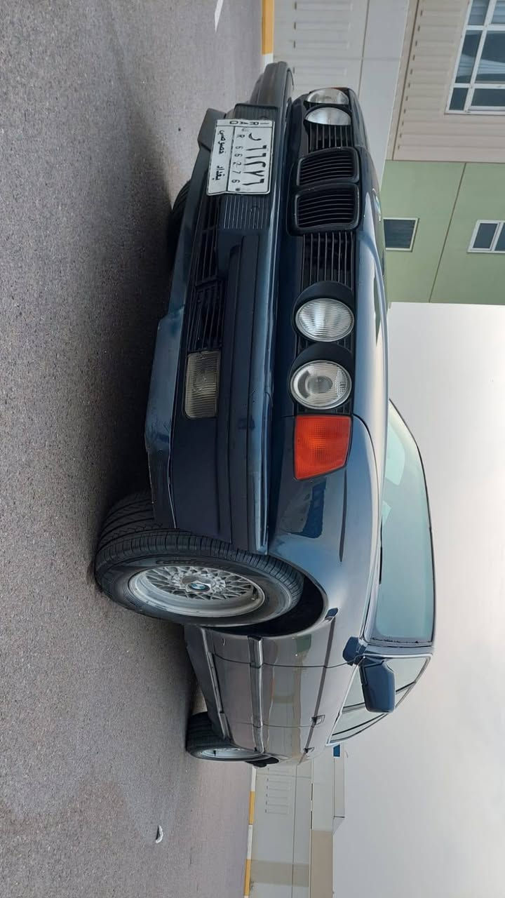 رجائا رجائا اقرء المنشور قبل لتتصل السلام عليكم الحلال للبيع طبعا ماكو داعي احجي علنضافه الصور تحجي سياره بلاد واحلى من الصور حتى المازدات والبك لايت بلاد واكو فديو للسياره يوضح نضافتها وارد يابان موديل 91 محرك ,
وكير تمام  بدون ضربه او خياس او تبديل مصبوغه جماليه فرن درجه اولى مكفوله من الطعجه والشخط  تبريد قطعتين وي السويج كشنات دبل كمبيوتر دبل جكمجه حداديه جديده امامي خلفي مكينه لاتنقيص ولا تبخير كير تمام حماوه ماكو للعلم السياره جديدا جدا واحلى من الصور بعد واكو فيديو بلتعليقات يوضح نضافه السياره بغداد, العراق


**إذا كنت صاحب هذا الإعلان وتريد حذفه لأي سبب، رجاءا أرسل رسالة إلى الدعم الفني**