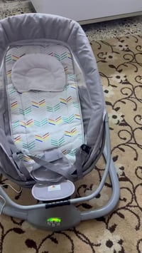 كرسي هزاز • أطفال • جديد