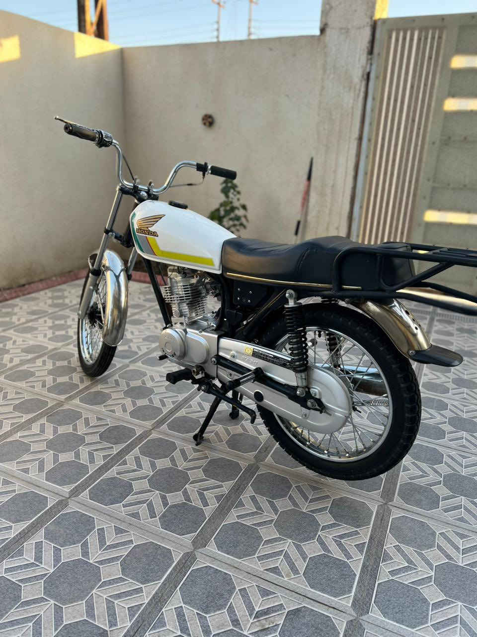 السلام عليكم شباب دراجه نامه كلك تعمير صارلها شهر من تعمرت احلا من الصوره السعر 700 وبيها مجال الماعنده ياخذها بلاش يستاهلها مكاني الفهود
***********
