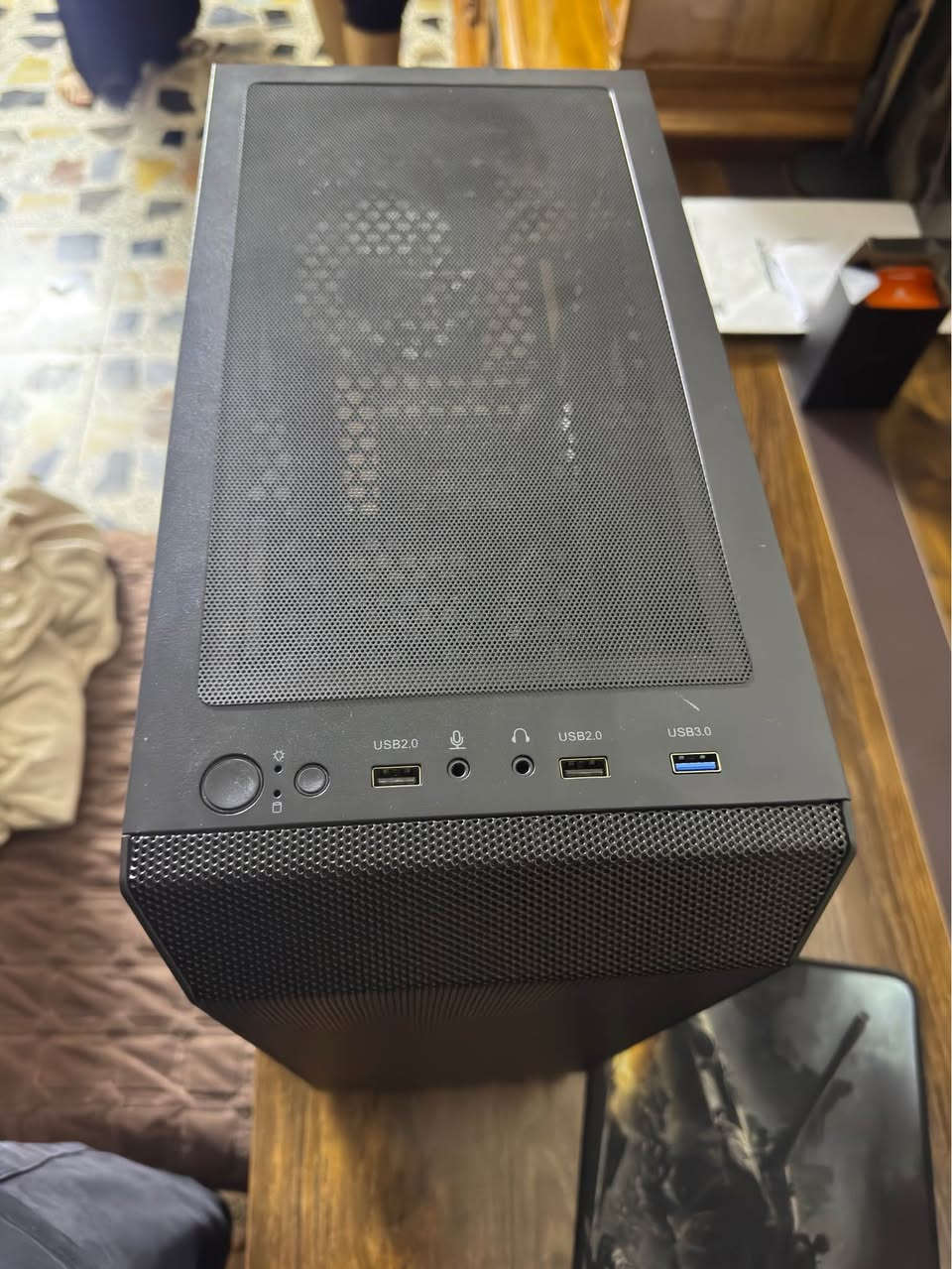 كيس mntop جودة ممتازه فارغ للبيع نضيف جداً  ما بي اي زلغ من ضمنه 4 فانات RGB السعر 50 الف قفل للاستفسار *********** بغداد, العراق
