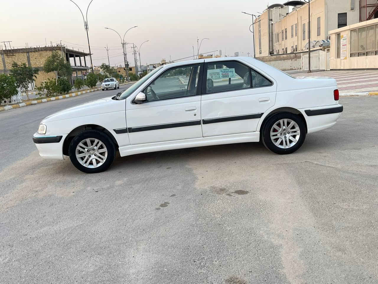 السلام عليكم سعر ٦٢ 
بارص ٢٠٢٢حره سنويه ل ٢٨ انكليزي تحويل مباشر 
ماشيه ١٠٠ الف جاهزه سياره 
مكينه وكير وتبريد.ثلج  تدفئه وحداديه وكهربائيات جاهزه 
بيه صبغ جاملغ خلفي بدون دواخل بس صبغ 
شاشه كأمره لايت زنون مضخم صوت 
سياره جديده وجاهزه وتراي وين مايعجبك ع وضع شركه 
سعره ٦٢
مكان سياره وأبو سنويه بناصريه إسكان الصناعي 
***********
