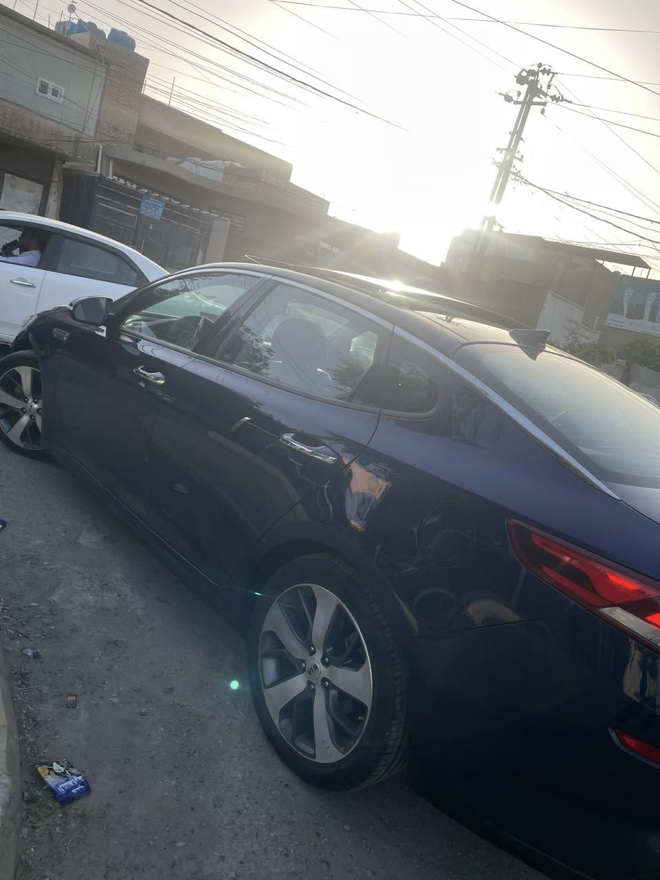 السلام عليكم 
كيا اوبتيما للبيع موديل 19فول مواصفات S بصمه تشغيل وبصمه ابواب فتحه سقف دبل كزوز تبريد بيانو بانوراما كراسي جلد وكهرباء رادار امامي وتحديد مسار نقط عمياء توقف ذاتي امامي لد امامي خلفي منظومه زنون كامله عالي ناصي ويل كب كبير كروم محرك 2400 كير محرك بلادي وارد امريكي ضررها جاملغ امامي مبدل ومصبوغ بدون دواخل بدون ايرباك رقم اربيل  سنويه ورقم جديد تحويل مباشر  مكاني بغداد ماشية 62 الف ميل
السيارة كلش جديدة بعدهة حدادة جديدة تبريد تايرات صيانة كاملة بدون كل نقص 
سعرهة 158 وبيهة مجال كلش قليل 
*********** رقمي
