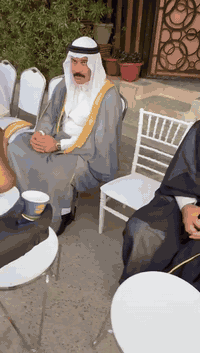 السلام عليكم زبائننا الكرام اني كهوجي اطلع كافه المناسبات     اطلع بكل مكان ابغداد وكافه المحافظات وشرط شغل درجه اولى تخابرني اوصل يمكم اذا مو شغل القهوة الزي الترتيب
التعامل الاخلاق من كلشي مرفوض وعندي كادر كامل بزي عربي ***********هذا رقمي بي واتساب للحجز
ارفعو المنشور ولو بكلمه حلوه وكل انواع القهوة وجاي العراقي متوفر عندي مرة وجكليتية وسط شرط كهوة درجه اولى تحياتي للجميع
