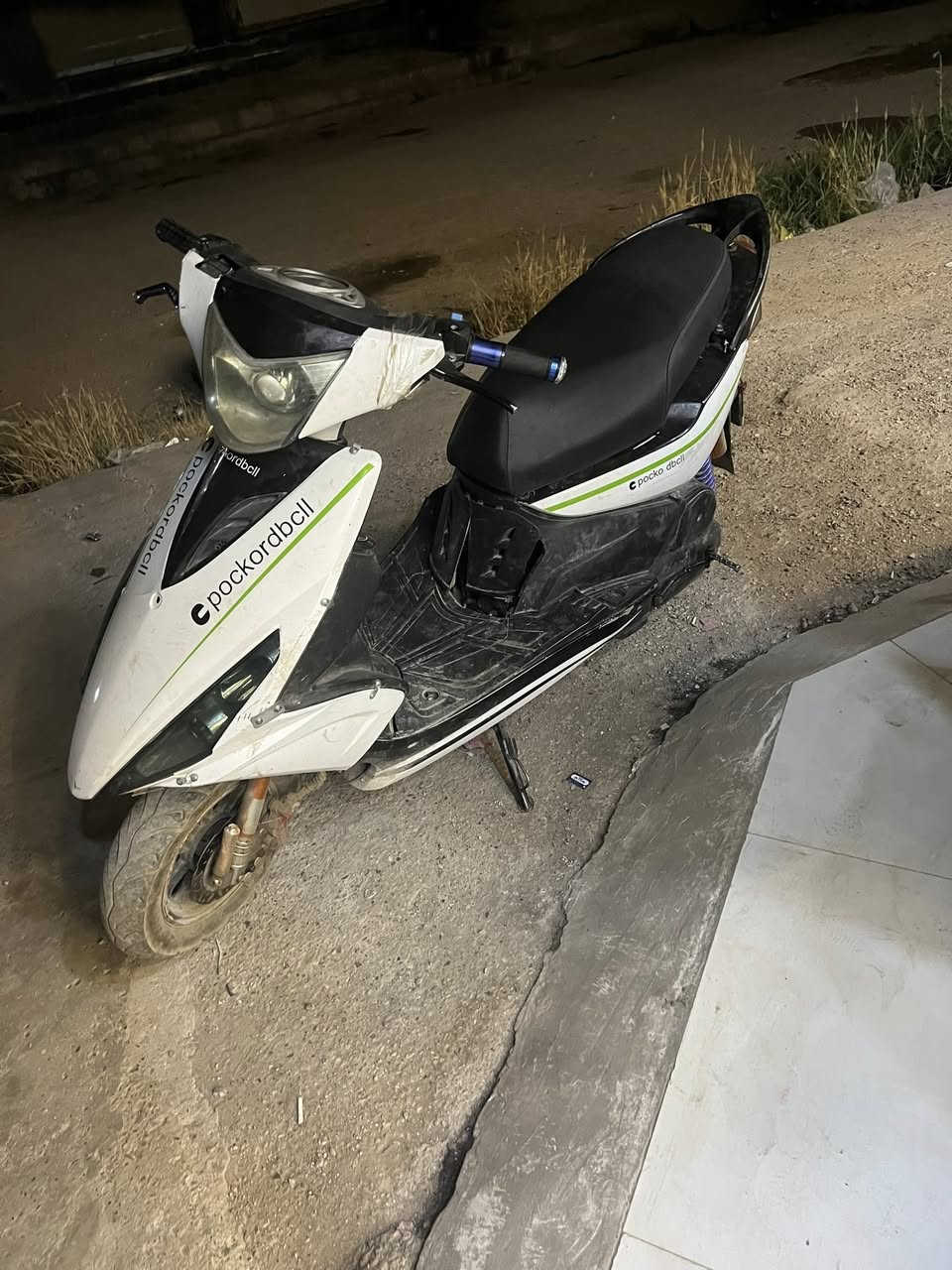 دراجه ماكس للبيع  
بسعر 350 وبيهه مجال 
عنوان بعقوبه الامين /رقم تلفون ***********
