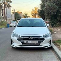 Hyundai Elantra وارد أمريكي 🇺🇸  موديل2020  ماشية 60 الف ميل  رقم بغداد...