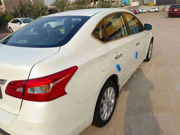 نيسان سنتيرا 2024 ضمان 3 سنوات ينتهي الضمان 1/7/2026 ماشية 27 الف كم الاسبير منازل حمدالله العدة كاملة دوشمة ب 100 دولار محرك 1600 طخة بسيطة بالجاملغ الايمن وشخوط بسيطة ب داعمية الخلفية لون صدفي ويل كب تبريد قطعتين نظام الايكو الاقتصادي السعر ١٣٥ (السيارة بأسمي تحويل مباشر بدون وكالة ) مكان السيارة بغداد الشعب ***********
