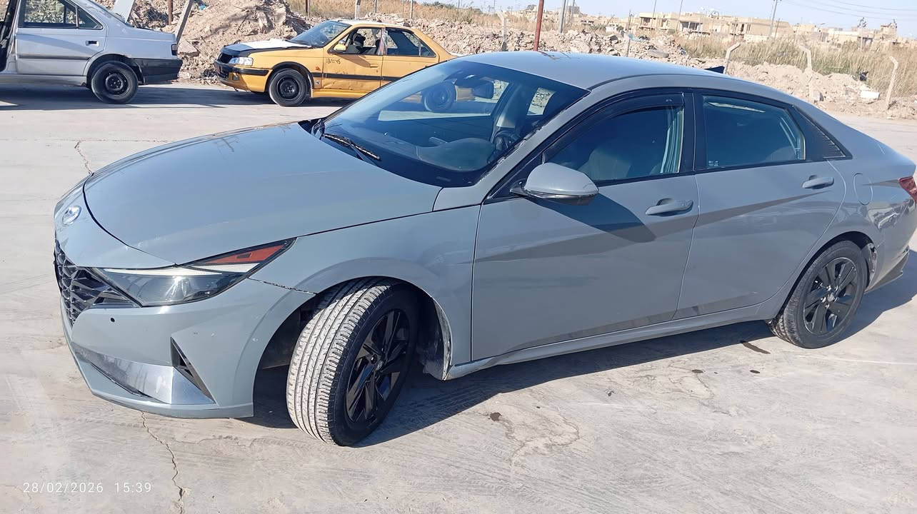 السلام عليك رمضان كريم النترا موديل 2021  امريكي تبديل جاملغ وباب صبغ وضربه بل جاملغ اخلفي خفيفه كير ومحرك 200 دوش بصمه حساسات بل مري حساسات خلفيه شاشه تخم تغير حداديه يعني السياره جاهزه مجهزه رقم كربلاء معوقين بعد 4اشهر واصير حره مكان السياره ذي قار
السعر 115 بيع مستعجل 
رقم الهاتف ***********
