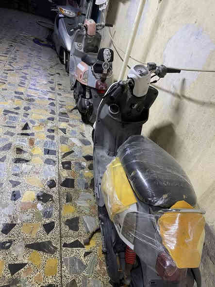 حباب البوليس البيضه والفريز رمبه البارحه نزلت وجبه بقن هذني القطعتين ب الكارتون جدد معروضات للبيع مكاني  بغداد حي اور   ***********
