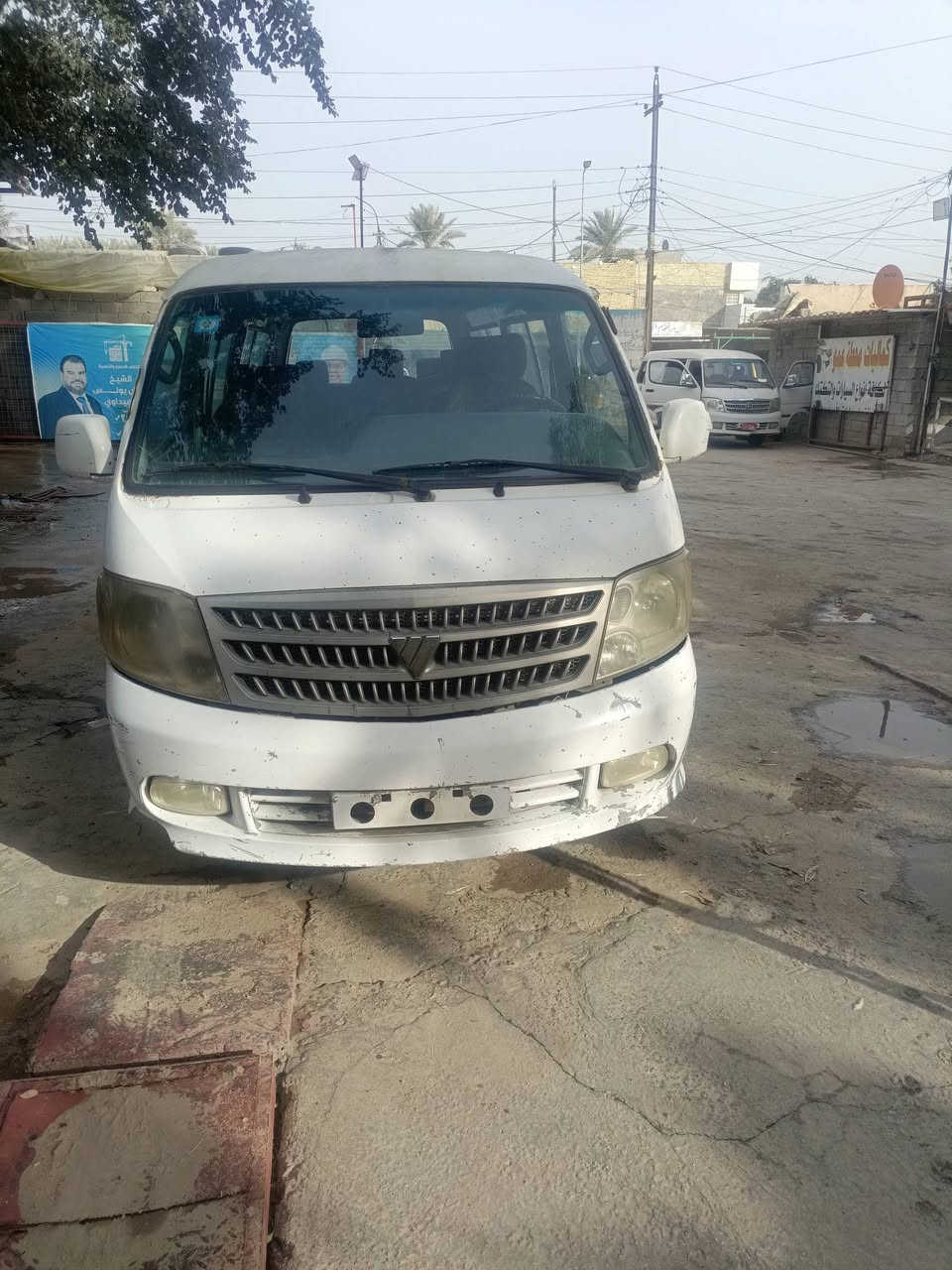 السلام عليكم سياره 2009 سياره بلاديه مكينه جير مقفولات جاهزه قبل للشارع دوشه معان عددهعنوانها عنوانها بغداد الشعله سياره كوم حديد بدون لوحات ابيعها الموجود*********** شراي انتصل السعر 17 بها مجال
