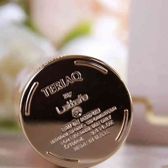 عطر ترياق من لطافة 🐍🐍
من اشيك العطور السويتي 
مناسب لجميع فصول السنه 
الثبات خطير 
Quentin Bisch  قام بتوقيع هذا العطر
كوينتن بيش او المشهور ب  الأنف العطرية 
عطار مشهور عمل مع بعض أكبر الأسماء في صناعة العطور، بما في ذلك
 جيفودان، روبيرت، كارولينا هيريرا، موغلر، وجان بول غوتييه

للاحجز داياركت-واتساب***********📞

   📍بابل-الحصوه-خلف مرطبات التفاحة -شارع الاول-كوزمتك الزهور✅

   توصيل يتوفر🚛🚛 

#عطور #كوزمتك #اكسبلور_فولو
