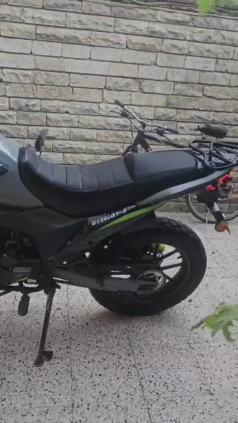 دايوان ادفنجر 300 cc دراجة موديل 2025 دراجة مابيها نقص شغل وامشي السعر 3200 شرط التحويل رقم للتواصل *********** واعتذر عن بيع القصد فقط نقدا
