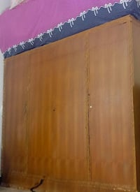 غرفة خشب • قفل • بدون جرباية