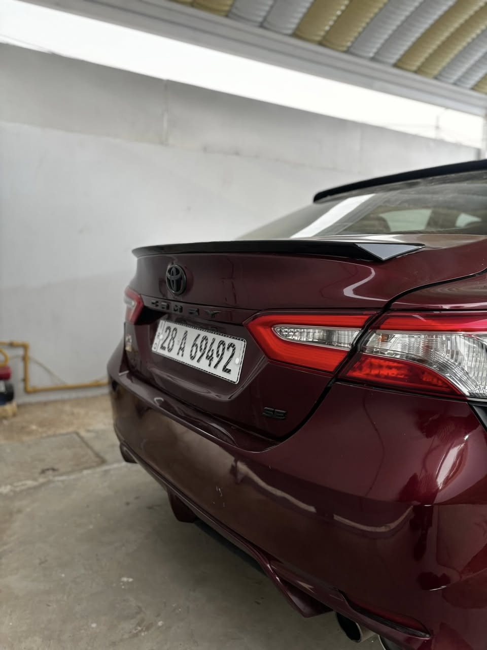 كامري 2018 Se وارد كندي للبيع
حادثها جنطة 
رقم نجف دولي 
محرك 2500 vvt تنفس طبيعي 
كشن سائق كهرباء بالكامل 
كشنات جلد
رادارات توقف ذاتي 
كروس مثبت سرعة 
ويل كب كروم 
إدامة للمحرك كاملة 
السعر 160$ وبي مجال 
مكان السيارة : نجف 
لتفاصيل اكثر : ***********
