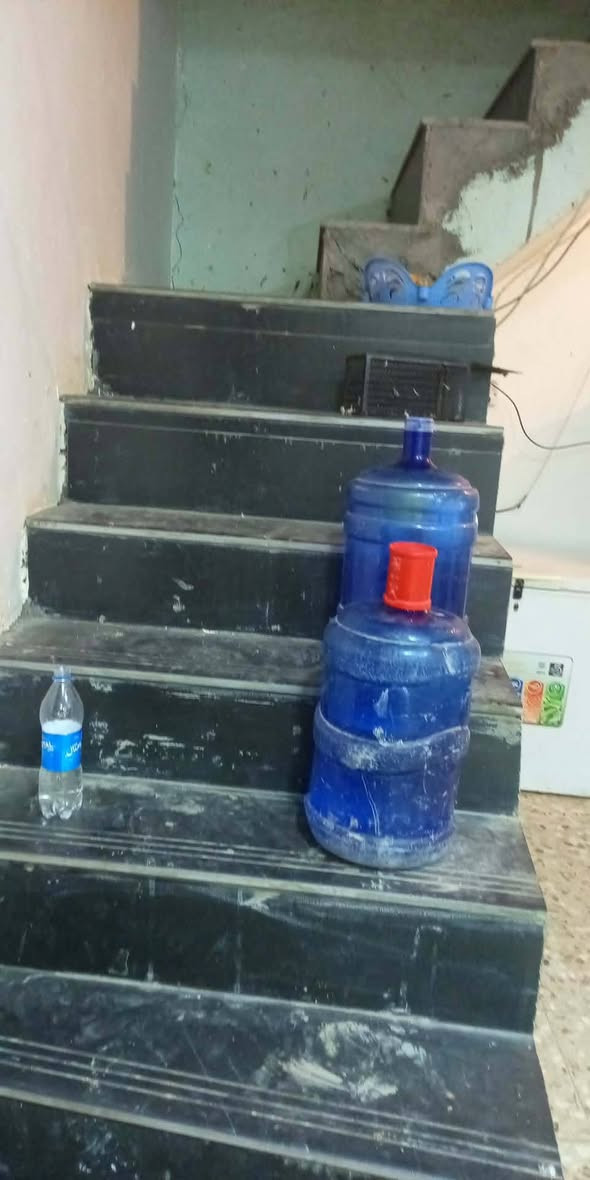 مشتمل للبيع المساحه 153متر 

طابو  زراعي سند 25
 طابق واحد 

يحتوي على غرفتين نوم  

 بيه نواقص بسيطه 
الموقع الطهمازيه بفرع مدرسة الهدف 
المنطقة تبليط 

السعر 55 وبيه مجال 

للاستفسار عن باقي المعلومات الاتصال على الرقم ***********
.
