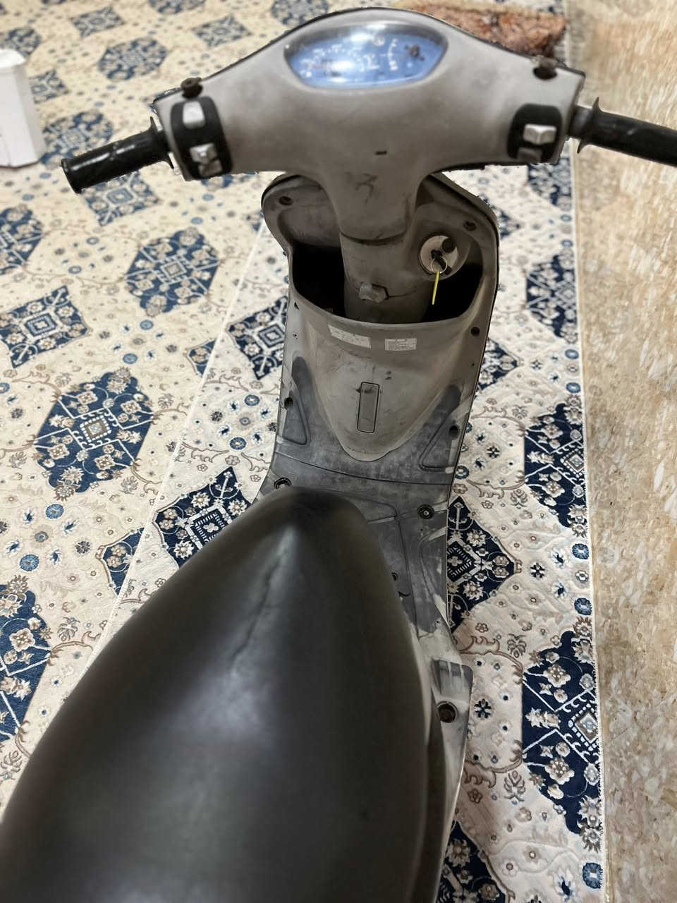 سلام عليكم ماكس منغولي نضيفه ملاح كامل ابيض دراجه كارتون مكفوله تجي وتشوف صاله شهرين من طالعه من رحمان سعره 950بيه مجال شراي خاص رقم ***********
