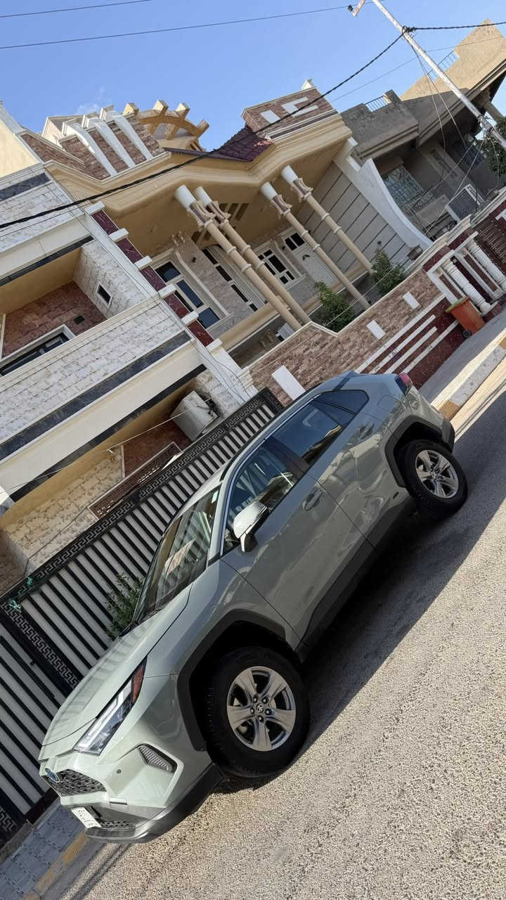 راف فور 2022 XLE هايبرد
رقم بغداد تحويل ثاني يوم
ماشيه ٨٧ الف 
حادثها دعاميات فقط 
بدون ايرباك
بدون صبغ بدون تبديل 
صدر كير مكينه كله كفاله 
مكان السيارة ديالى بعقوبه
***********
