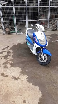 دراجه سكنس نثية مال رمبة مابيها اي نقص بيها صدر رياضي وبدلات خلفيه ريا...