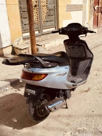 دراجة فراشة • كهرباء شغّالة • نجف مجسرات زهره