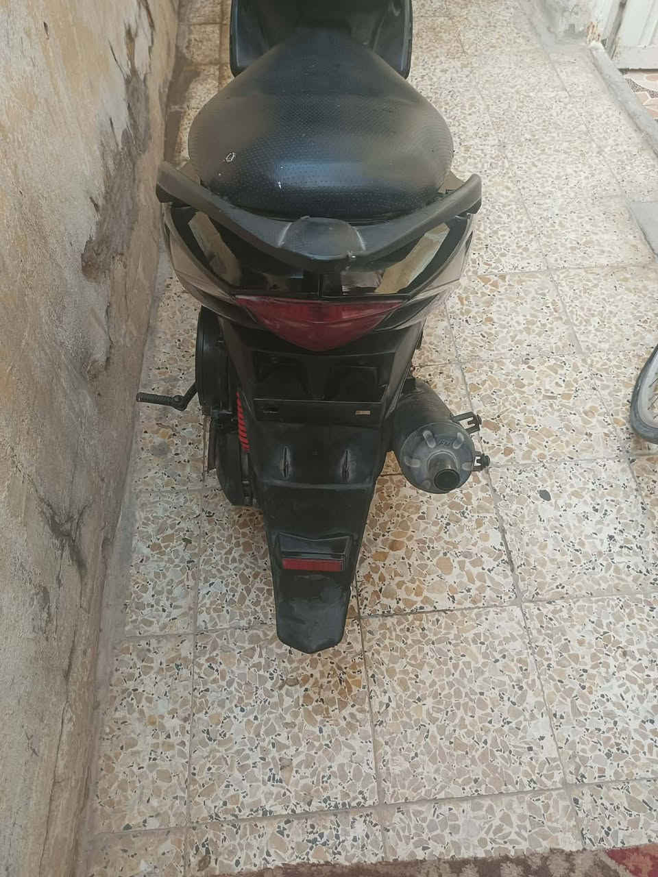 السلام عليكم دراجه ماكس منغولي مضلع دراجه نضيفه ما ناقصها شي كهربائيات كلها شغاله سلف هندر ما مفتوحة الدراجه السعر 600 وبيها مجال ***********
