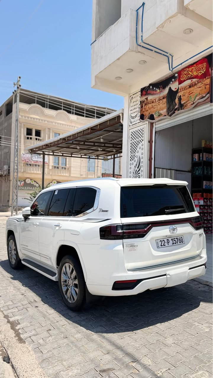 لاندكروز 22 خليجي كفاله ما عدى قطعتين صبغ ساز فول مواصفات ماشيه 60 الف ع وضع الشركه توين توربو كير مكينه شرط الكفاله تخم تاير حداديه تبريد 
تخم تاير دلوب ياباني الاصلي السياره كلش جديده وحلوه باب الخلفي محدث لكزز رقم اربيل الجديد 
بيهه كتاب تضليل بلسنويه السياره كلش حلوه وجديده وسعرها كلش مناسب 550 وبيهه مجال بسيط حك الجيه *********** عنوان السياره بصره المدينة, البصرة
