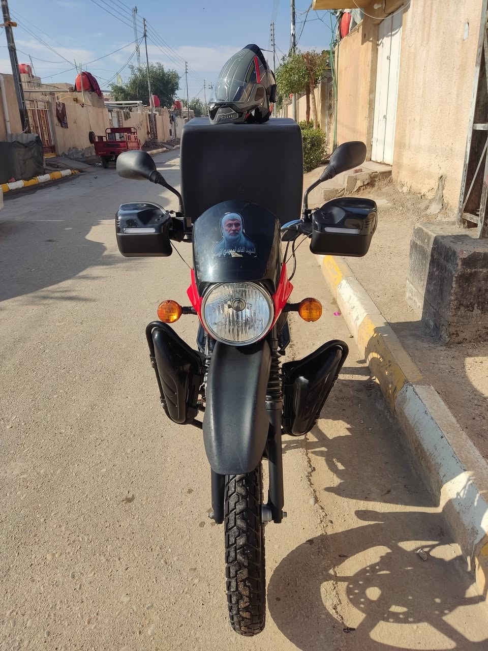 سلام عليكم
بوكسر موديل 23

اوراق كامله 

عنوان ميسان الحولي الاف دار 

النضافه مثل الي بلصوره 

السعر 2مليونين وبيهة مجال 

واتساب +اتصال ***********
