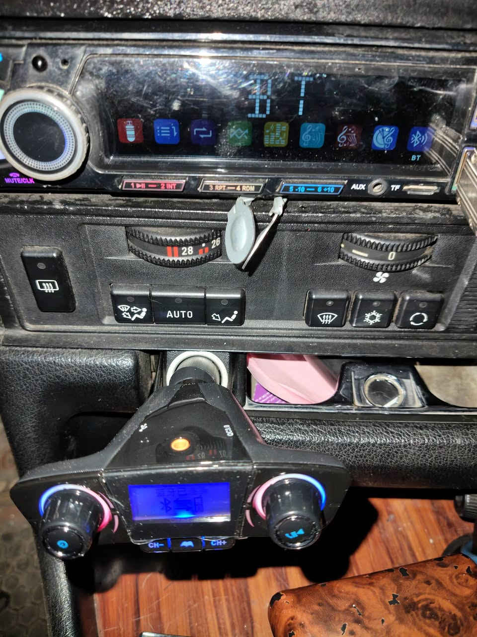 غراض سيارات بي ام دبليو وغيرها ورخيصات كلش مكاني بغداد الحسينية كلهم ب 60 الف مستعجل ع البيع  رقمي ***********
