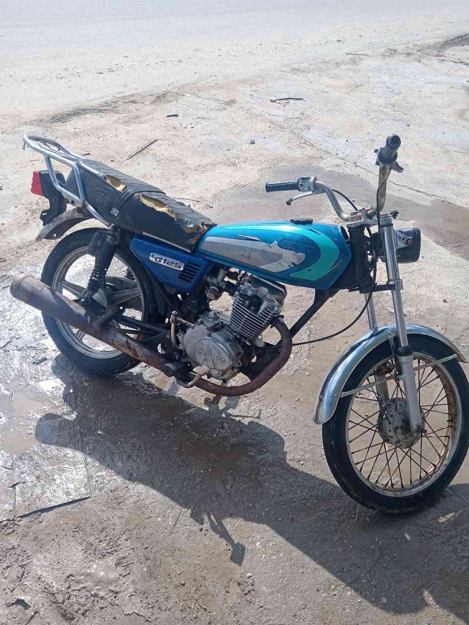 السلام عليكم البيع ٤كير ***********
