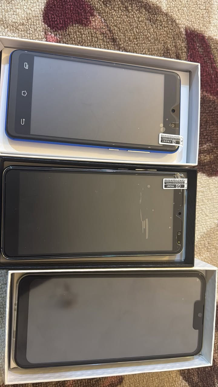 موبايلات كوبي واحد شغال والثانيات طافيات جدد ما ملعوب بيهن فقط مشغله للفحص ذاكره ٥١٢ مع رامات وفلاشات كلهن ٤٥ مع التوصيل


**إذا كنت صاحب هذا الإعلان وتريد حذفه لأي سبب، رجاءا أرسل رسالة إلى الدعم الفني**