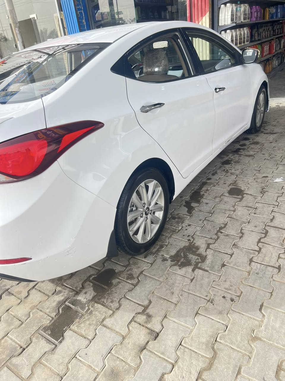 الانترا موديل ٢٠١٦ خليجي مكينه ١٨٠٠رقم قادسيه تحويل ثانيوم   فتحه ضربه جاملغ امامي وبيه مكانات صبغ السعر ١١٠بي مجال مكان نجف ‭٠٧٨٦ ٩٢٢ ٤٦٢٧‬
