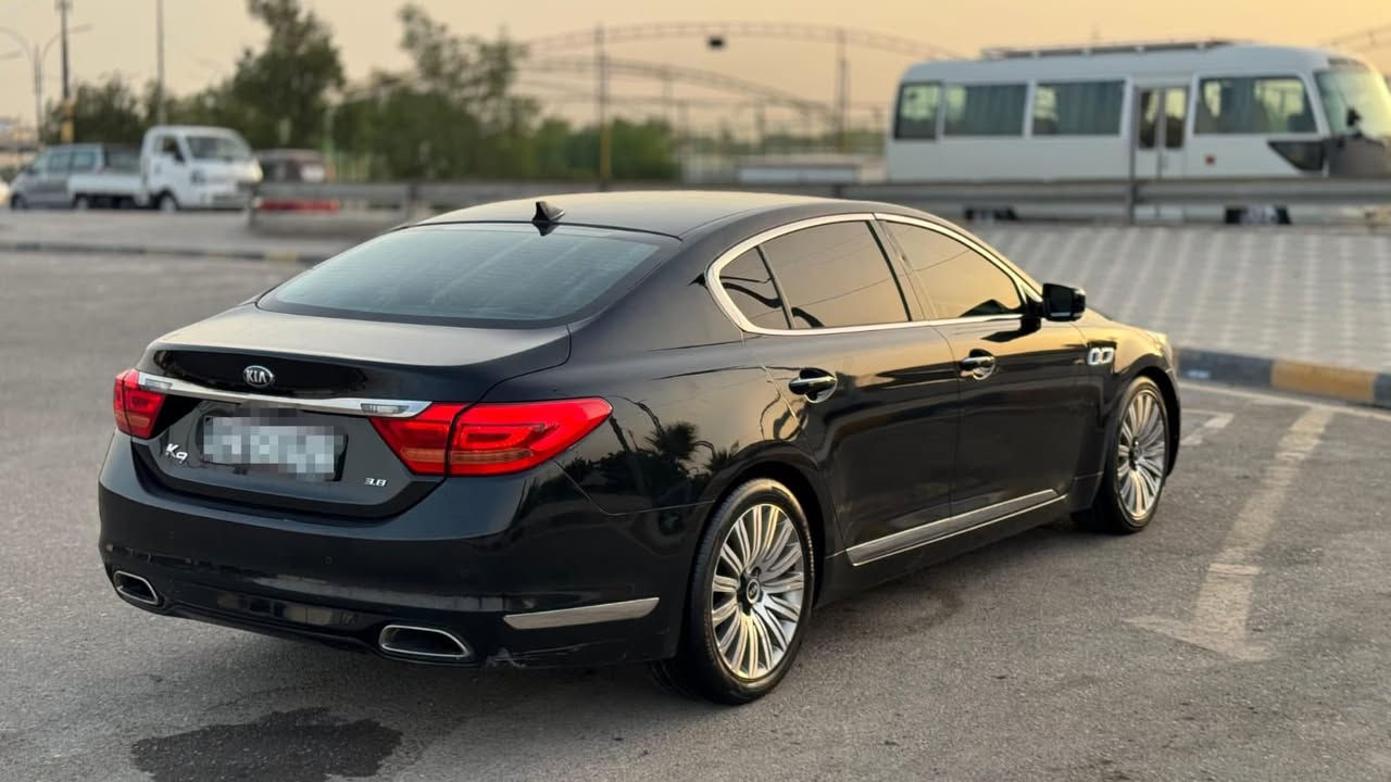 سلام عليكم 

كي9فول موصفات رئاسي مفول مفول اللخير سياره 
كير مارسدس يعني السياره مفوله وبعد بيه هواي موصفات 
الرقم ***********تصل واسولفلك عل كل موصفات
