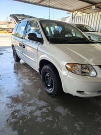 ٢٠٠٢ • محرك ٣٣٠٠ • رقم دولي بغداد