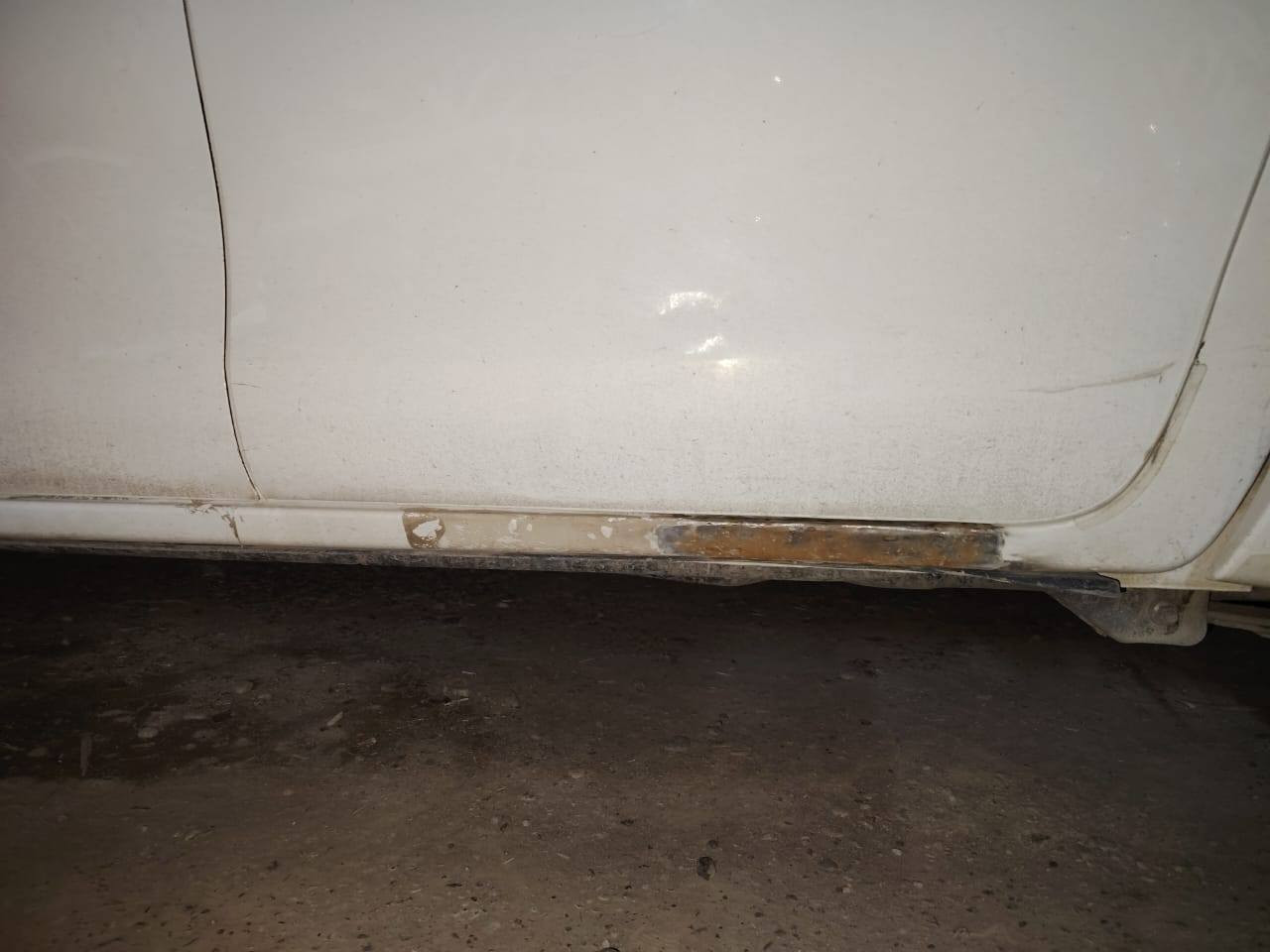 السلام عليكم
 للبيع تيوتا عذاري 2021فول
رقم اربيل دولي تحويل مباشر
ماشيه 176 الف بيها باب تبديل.
مكانات بارد  بيها حار بالدوسه شبر
وبالجاملغ اقل من الشبر االسعر250بيها مجال قليل
للاستفسار الاتصال على الرقم ***********او
***********
