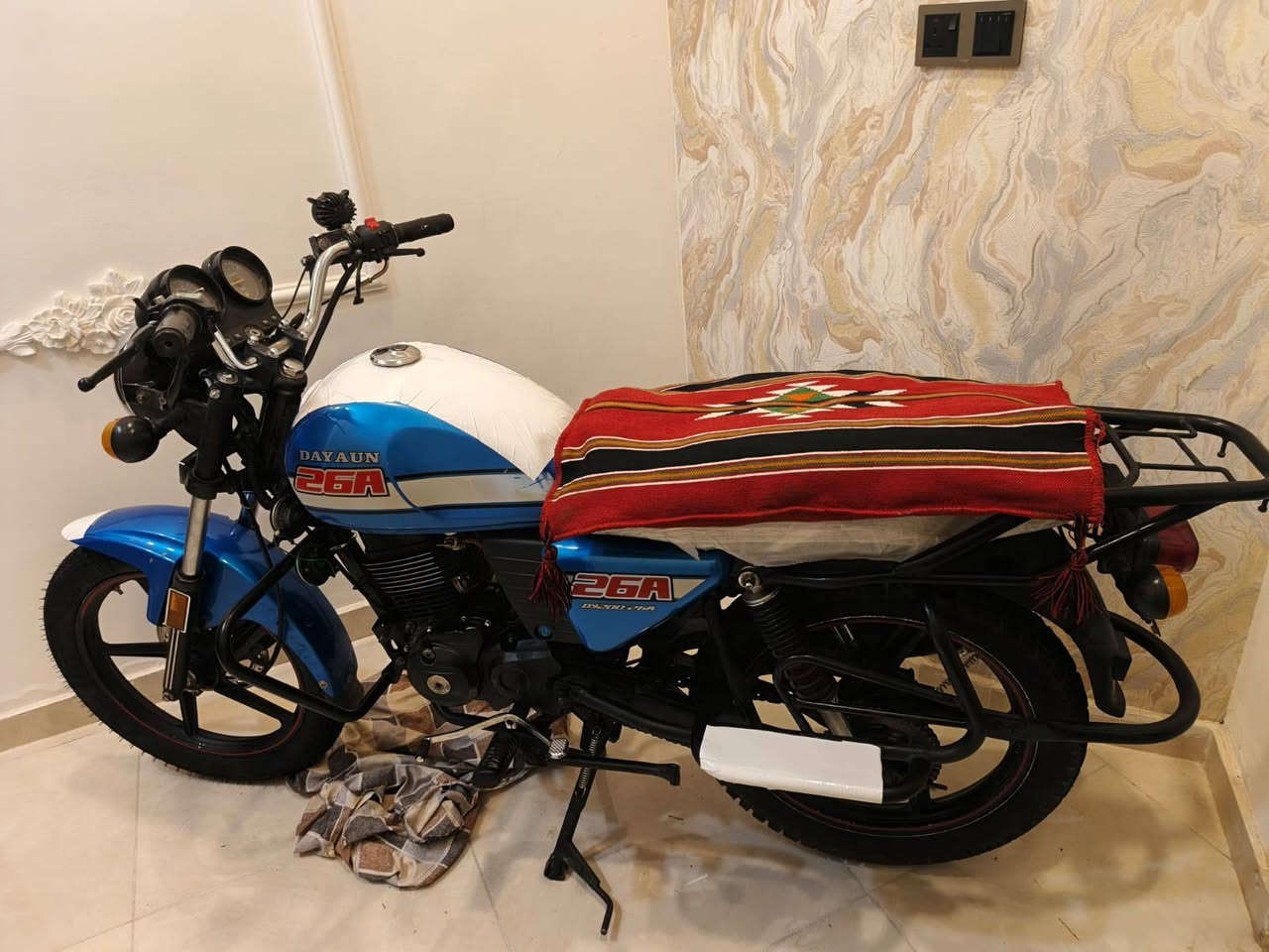 السلام عليكم دايون نفخ 2022 مكينه 150cc سبانه ماممدود عليه اوراق أصولي كامله دراجه كارتون ربع ماذب عليه تبديلة الدهن مالته ب١٥ 
دراجه بالكارتونه حيل جديده تاير الامامي اليوم شديته والخلفي حيل جديد مكاني بابل _مدينة الامام القاسم السعر مليون ٢٠٠ وبيه مجال للشراي للاستفسار ***********
