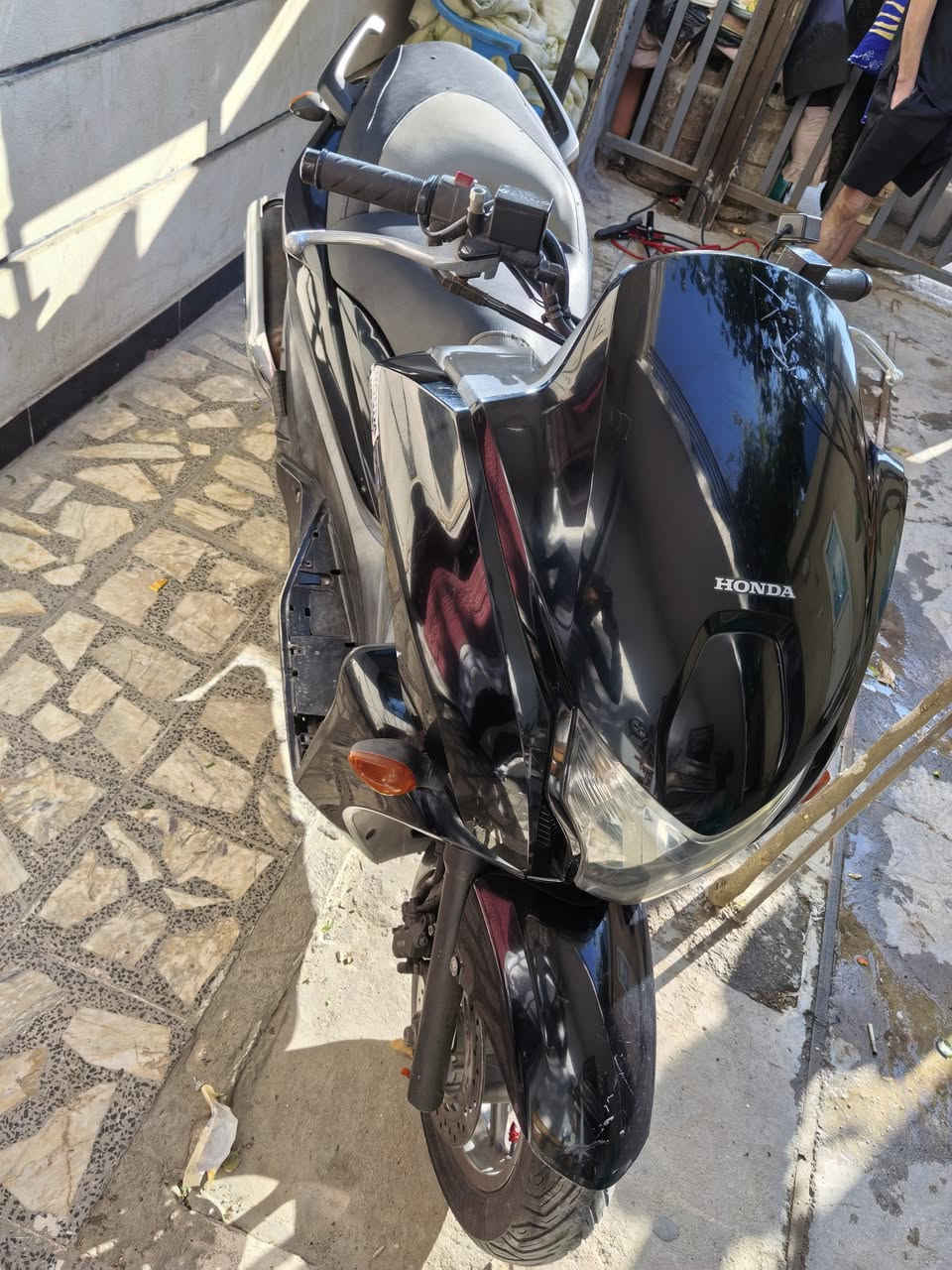 السلام عليكم شباب فاز للبيع كلشي ماعرف بيهن تعال وشوف لا تسأل شبيه ما بيها سعر ١٢ ورقة بغداد الثعالبة ***********
