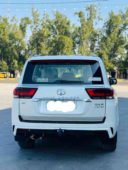 🔻ارخص سعر بالعراق
لاندكروزر 2024 GXR مكفولة 
السعر 735$
رقم الهاتف :***********
شركة الضمان ساز SAS
ماشيه 12 الف ضمن الضمان في حالة الوكاله 
-محرك ٦ سلندر 4000 تنفس طبيعي 
-فتحة سقف (سلايد)
-ثلاث شاشات
-مقاعد جلد
-مقاعد كهرباء
-5 كامرات 
-تبريد وتدفئة امامي وخلفي 
-صندوق كهرباء
-بصمة الأبواب
-مصابيح LED وزينون
-7 راكب 
-شحن واير ليس 
-حساس امامي وخلفي
رقم السيارة أربيل
جميع مواصفات الساز المعروفه
