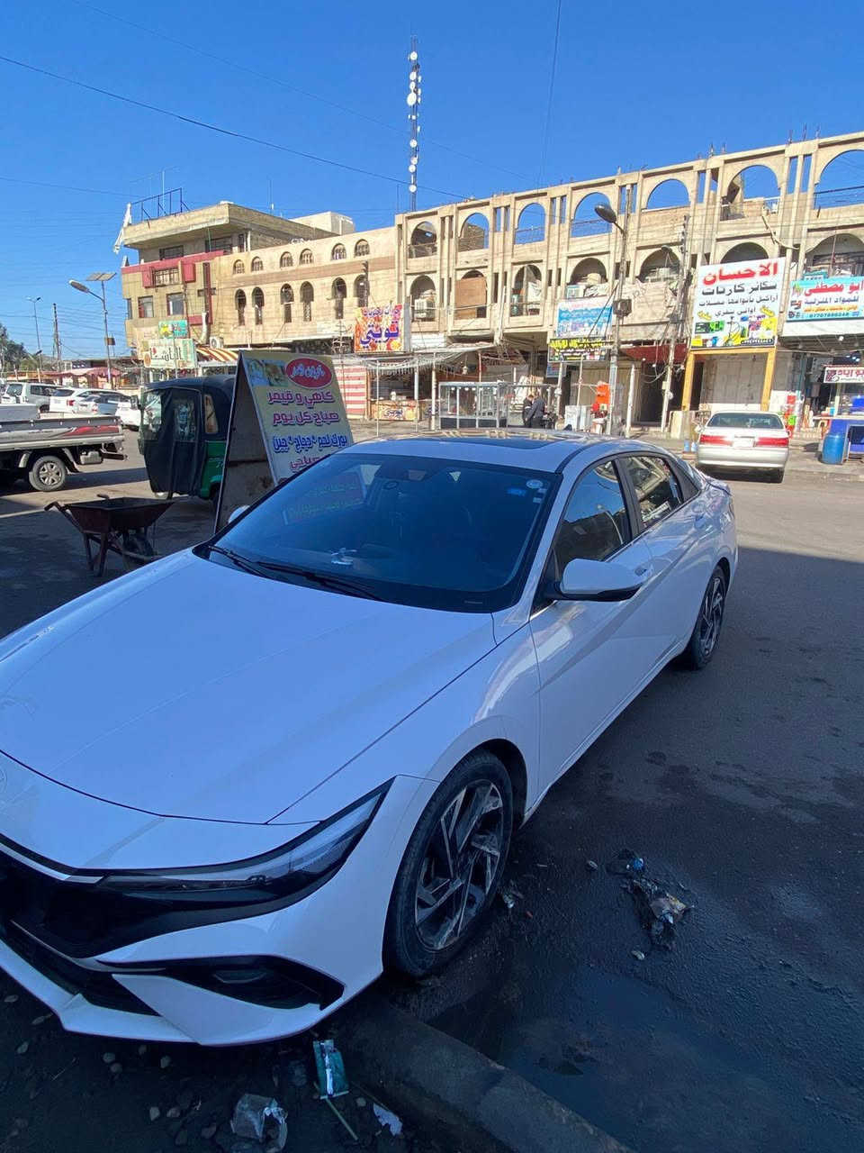 السلام عليكم من رخصت مدير الكروب متاح الانتره موديل ٢٠٢٤ مكفوله ما عدا رصعه بالباب الخلف السائق مواصفات معروفه دبل نوزل مكينه ١٥٠٠ السعر ١٤٢ وبيهه مجال بسيط رقم اربيل تريد وكاله تريد تحويل مكان السياره بغداد حي العامل رقم هاتف ***********
