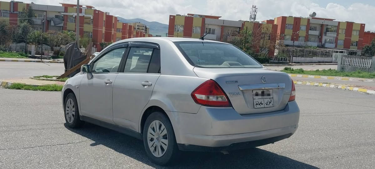 بەناوی خوا
  ***********_
***********ڤایبەر و واتسئاپ 
ئۆتۆمبێلی جۆری  نیسان تیتا فول عادی بۆفرۆشتن مۆدیل2006عام بۆیاغ تەنها یەك چەمەلەغی لێدراوە  مەکیەگەورەی گێڕ عادی تەقەوڕەقەبەشەرت  
مەکینەوگێڕو تەبرید کارەبایی هەمووی بەشەرت سەنەوی بەسەرنەچووەبەناوی خۆمانەوەیە تەحویل بەشەرت بۆنرخ پەیوەندی بکە لەخزمەتام
۰۷۷۰٣٦٠٤٧٢١ڤایبەر وەتسئاپ*********** السليمانية, العراق
