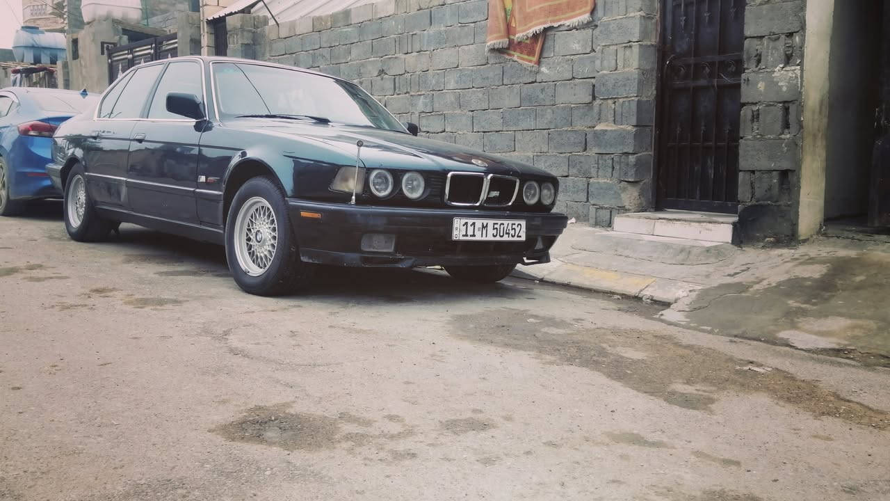 وين الجنايه الحلال🦅 الجديد البلاد للبيع 740 موديل 1994 لون زيتوني رقم بغداد دولي بسمي محرك وكير وتبريد جديد رقم بغداد مكانها (فلوجه) *********** السعر(87)تخم تاير جديد سياره مال جناي اول مره انشرها للبيع بالعافيه ع الياخذها سياره ترايها مال موديل 25🦅
