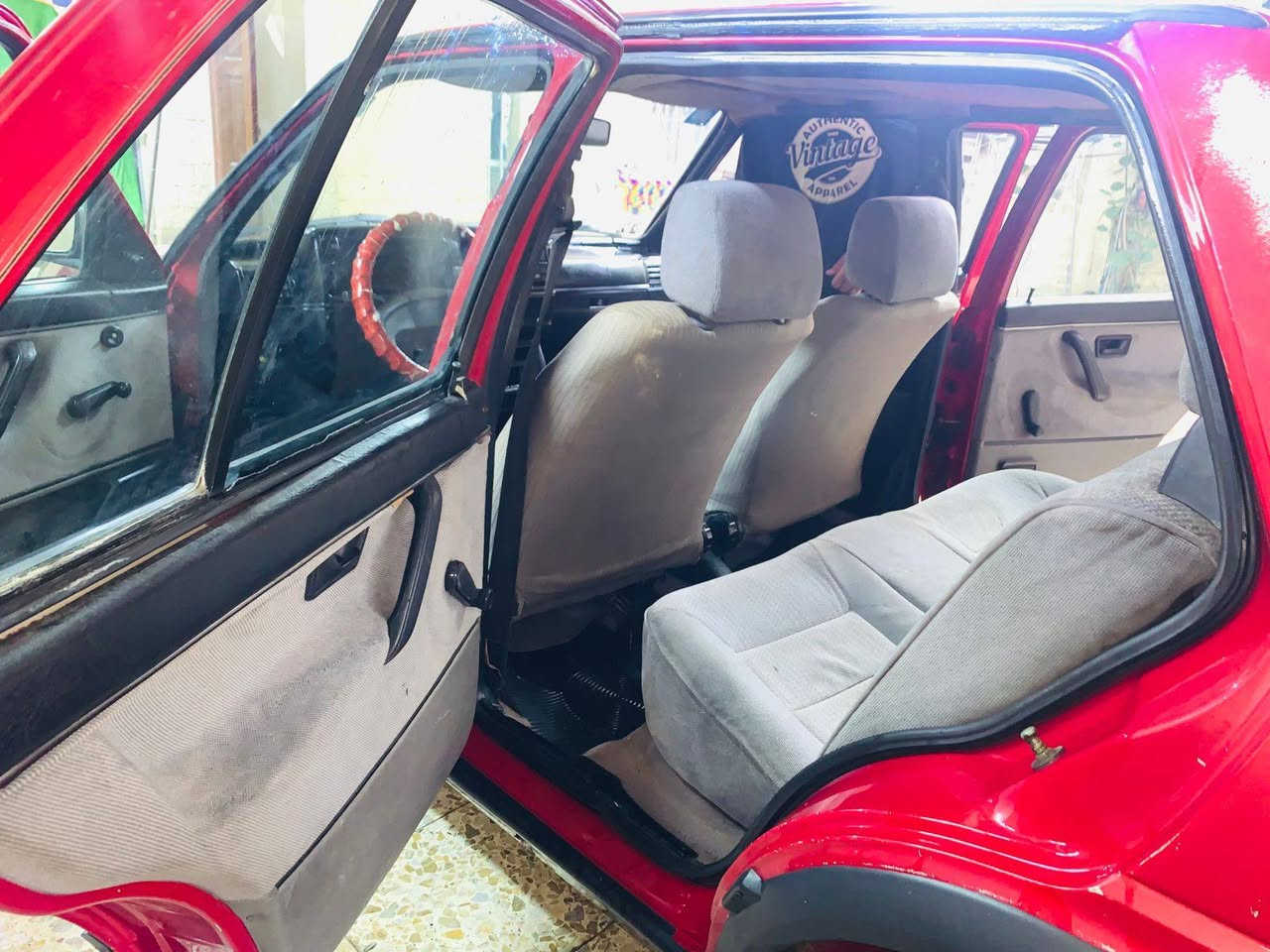 السلام عليكم
كولف 1990
السيارة باسمي وتحويل مباشر.
هزة جديدة، وعلى وضع الشركة، جاهزة من كل النواحي مع كفالة عامة.
كير أوتوماتيك، وكلشي بيها بلاد
طقم تاير ياباني، محرك دوش ترايك.
من الشمال إلى الجنوب، البيع بدون مراوس.
السعر ٣٨$ قابله للتفاوض 

للاستفسار: ***********
غير متفرغ على الفيس.
مكانها: بغداد – العبيدي – شارع مدرسة العابد.

عذرًا على الإطالة.
