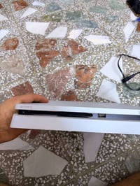 🎮 للبيع بلايستيشن 4 (PS4) ✅ سعة 500 جيجابايت ✅ يدات عدد 2 أصلية ✅ لعبة...