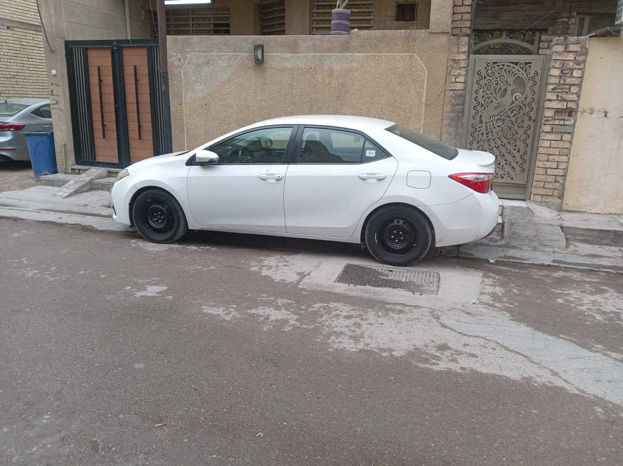 السلام عليكم ( مكلف بالنشر) 
كورلا موديل 2014 وارد 
الشراي يتصل وبيك خير وتدلل .. للمزيد من المعلومات والتفاصيل 
رقم صاحب السياره ***********
